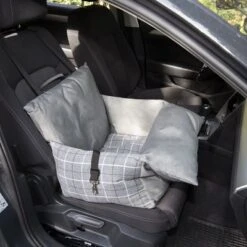 Asiento Para El Coche TIAKI Sleep & Travel Para Perros -Trixie Tienda De Ventas 292196 tiaki autositz fg 4302 8 5