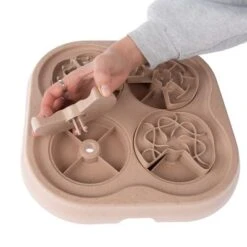 TIAKI Slow Feed Puzzle Juego De Inteligencia Para Perros 34 TIAKI Slow Feed Puzzle Juego De Inteligencia Para Perros -Trixie Tienda De Ventas 307596 intelligenzspielzeug slow feed puzzle fg 5015 6