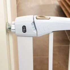Barrera Blanca TIAKI Con 7 Cm De Extensión Para Perros 16 Barrera Blanca TIAKI Con 7 Cm De Extensión Para Perros -Trixie Tienda De Ventas 334597 tiaki dog gate white fg 8192 7